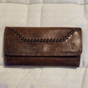 FRYE Brown Leather Wallet with Stitch Detail